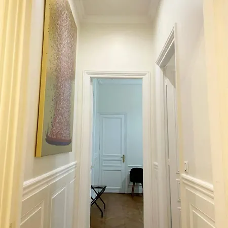 L'atrium Foch Paris