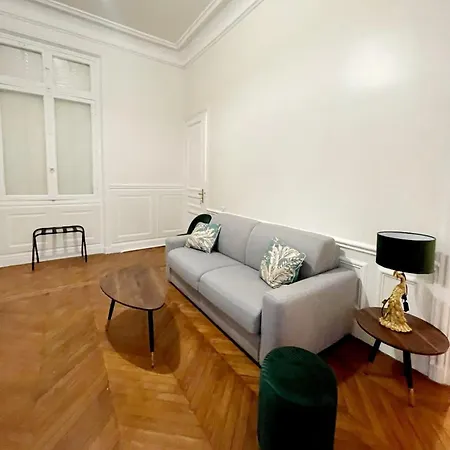 L'atrium Foch Apartamento París