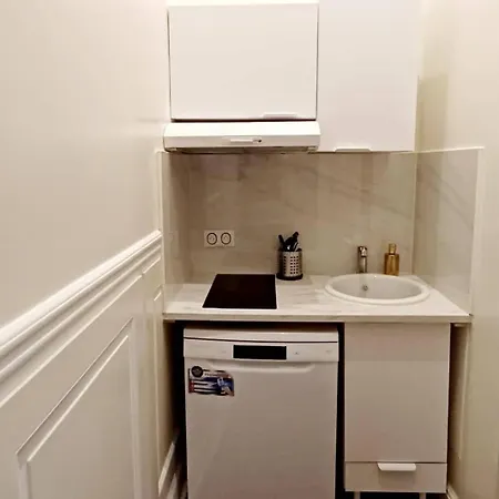 L'atrium Foch Apartment